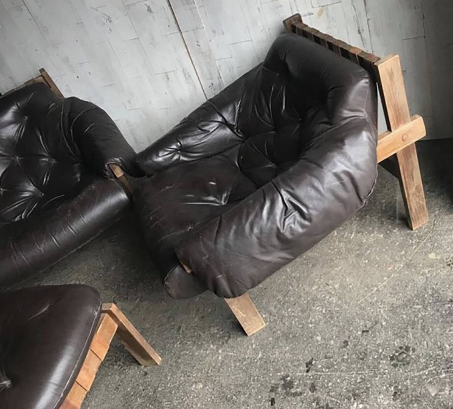 Mid-Century Brown Tufted Leather Armchairs & Ottoman in the Style of Percival Lafer, 1960s, Set of 3