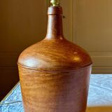 Give me a leather Jeanne. A unique vintage lamp, combining history and elegance.