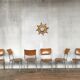 Série de 6 chaises d'école industrielle vintage empilable 1950 assise thermophormé