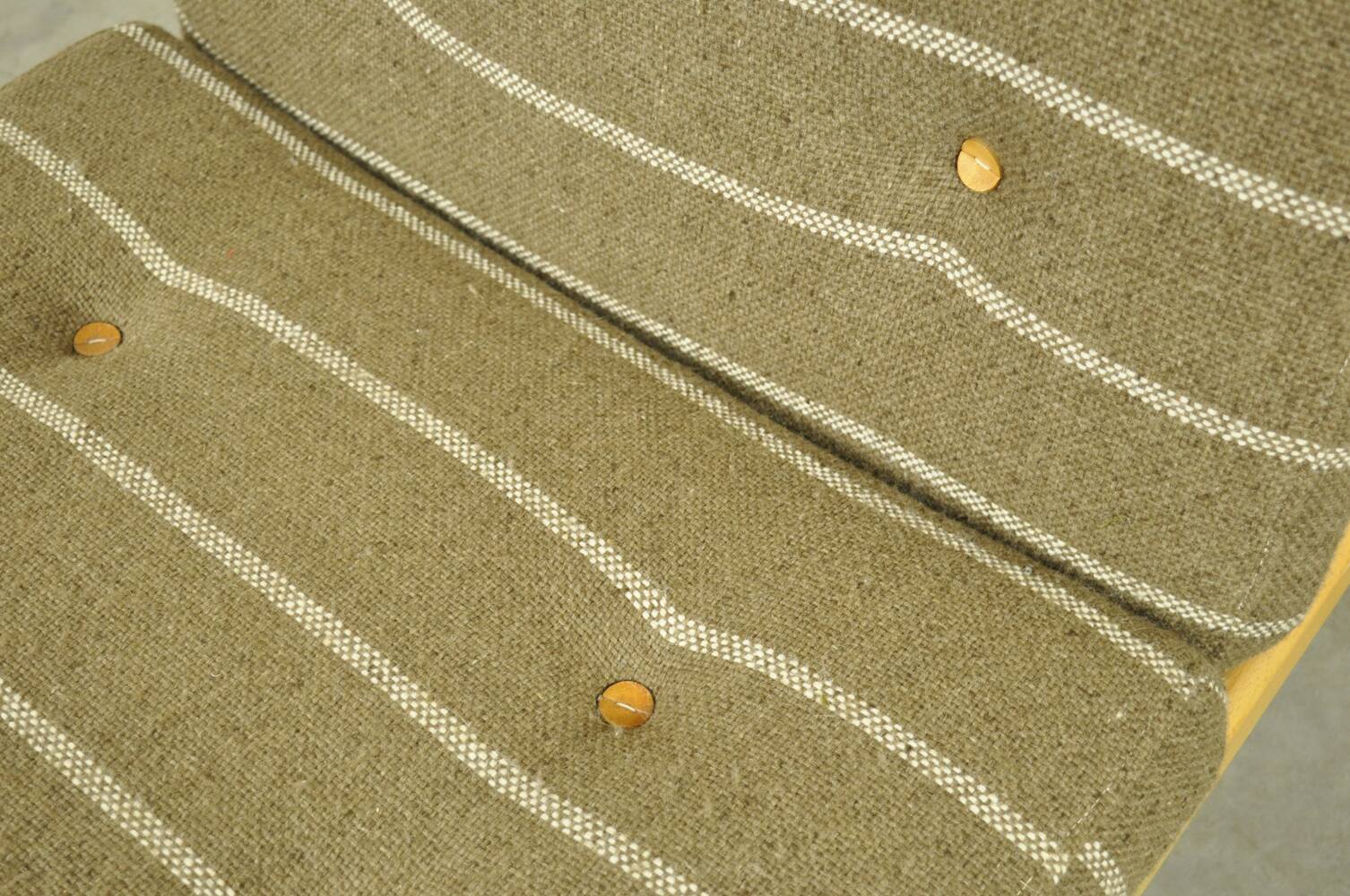 🟡 Vintage oak lounge chair with wool upholstery / Denmark 1960s