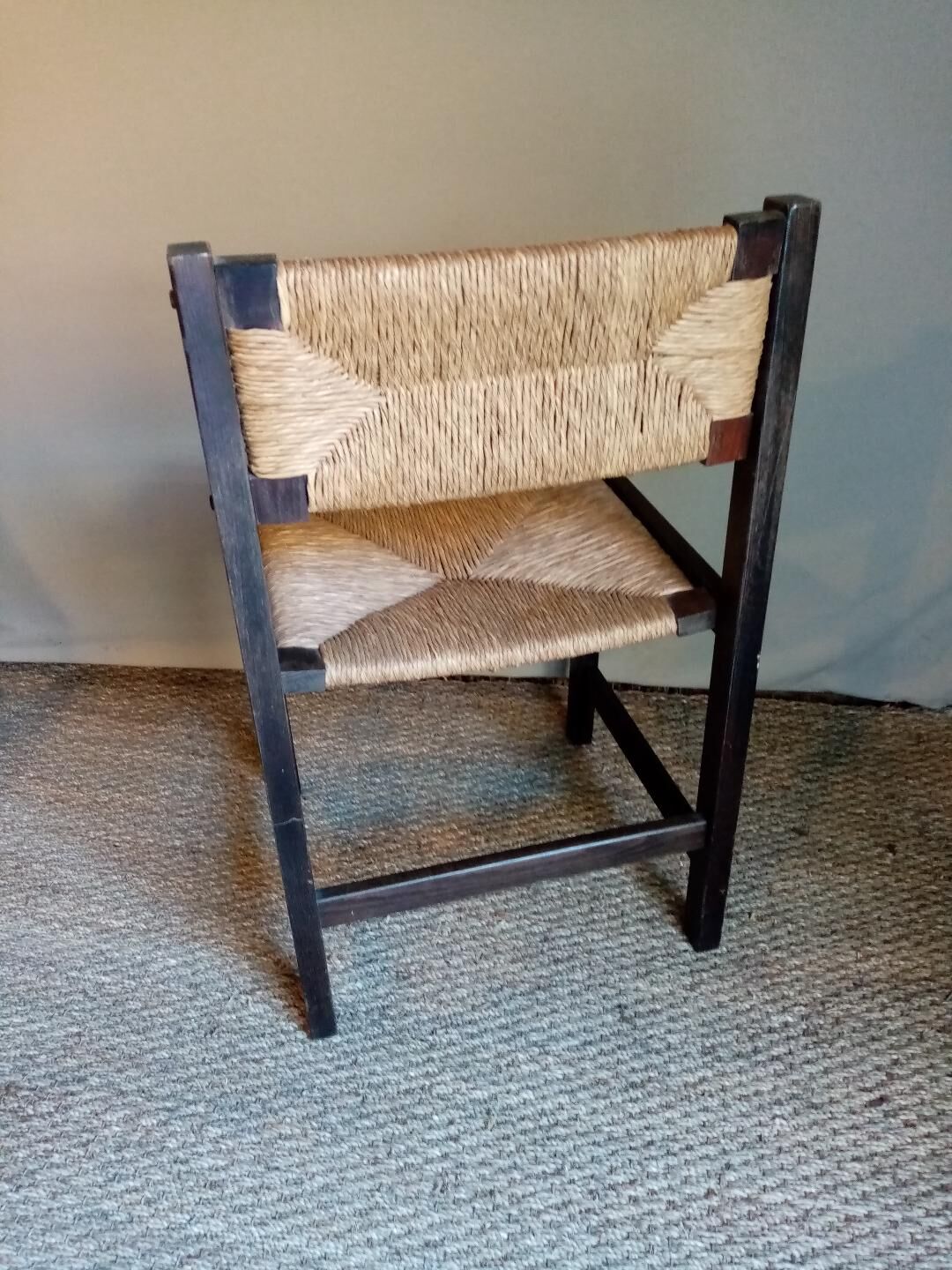 Six mulched dining chairs