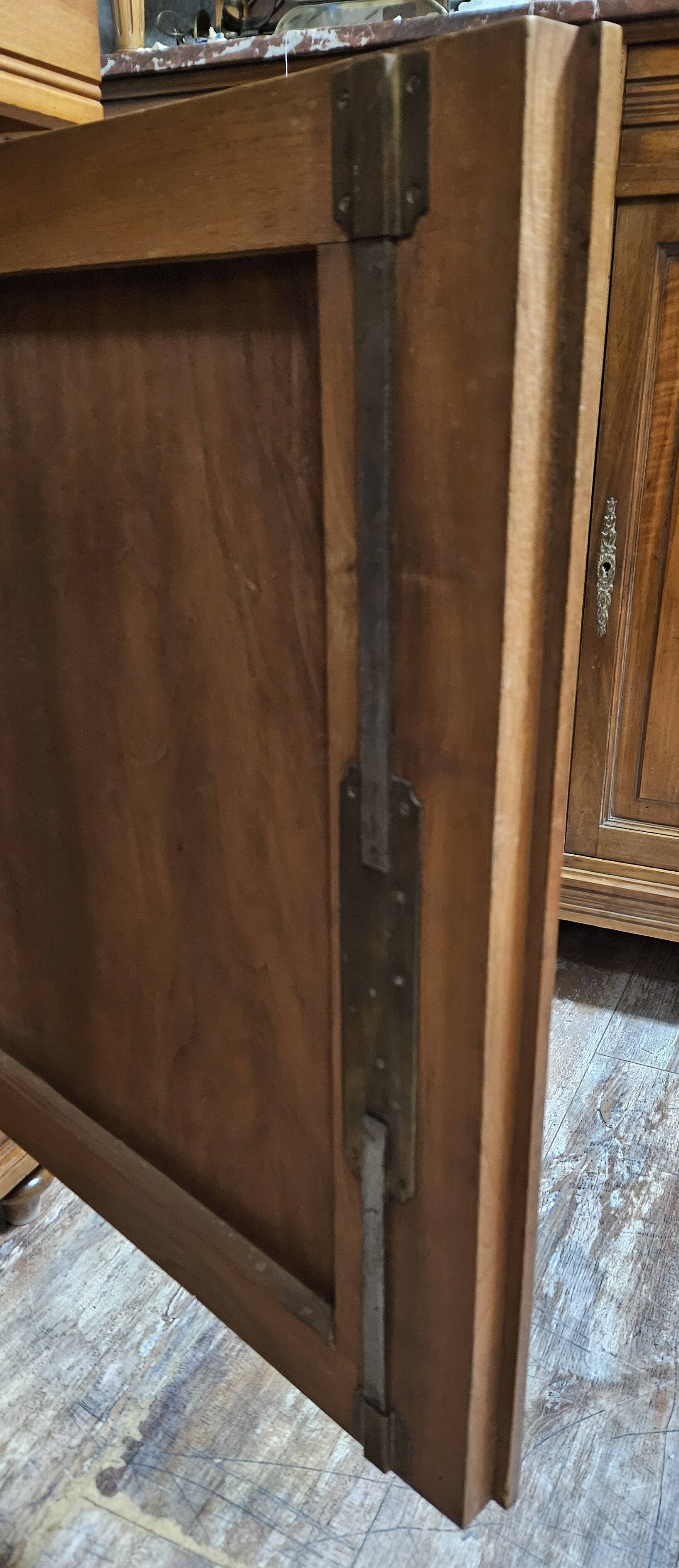 Buffet style Renaissance in mahogany with marble top – 19th century