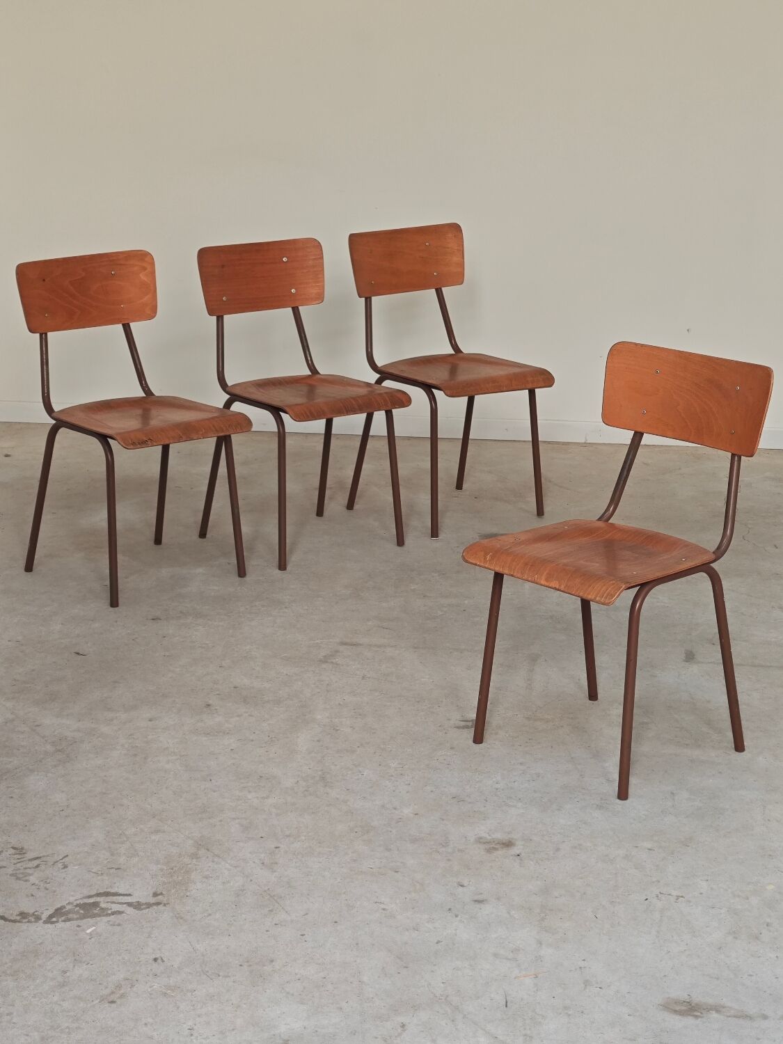 Lot de 4 chaises d'école tchèque style Mullca