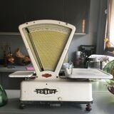 Balance Testut ancienne année 1950
