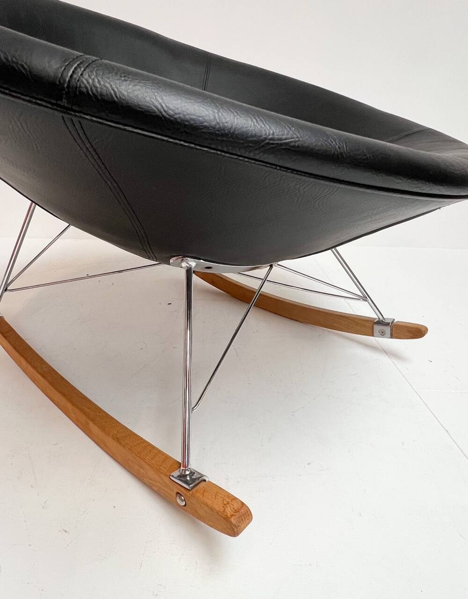 Fauteuil à bascule design Donut, après 2000