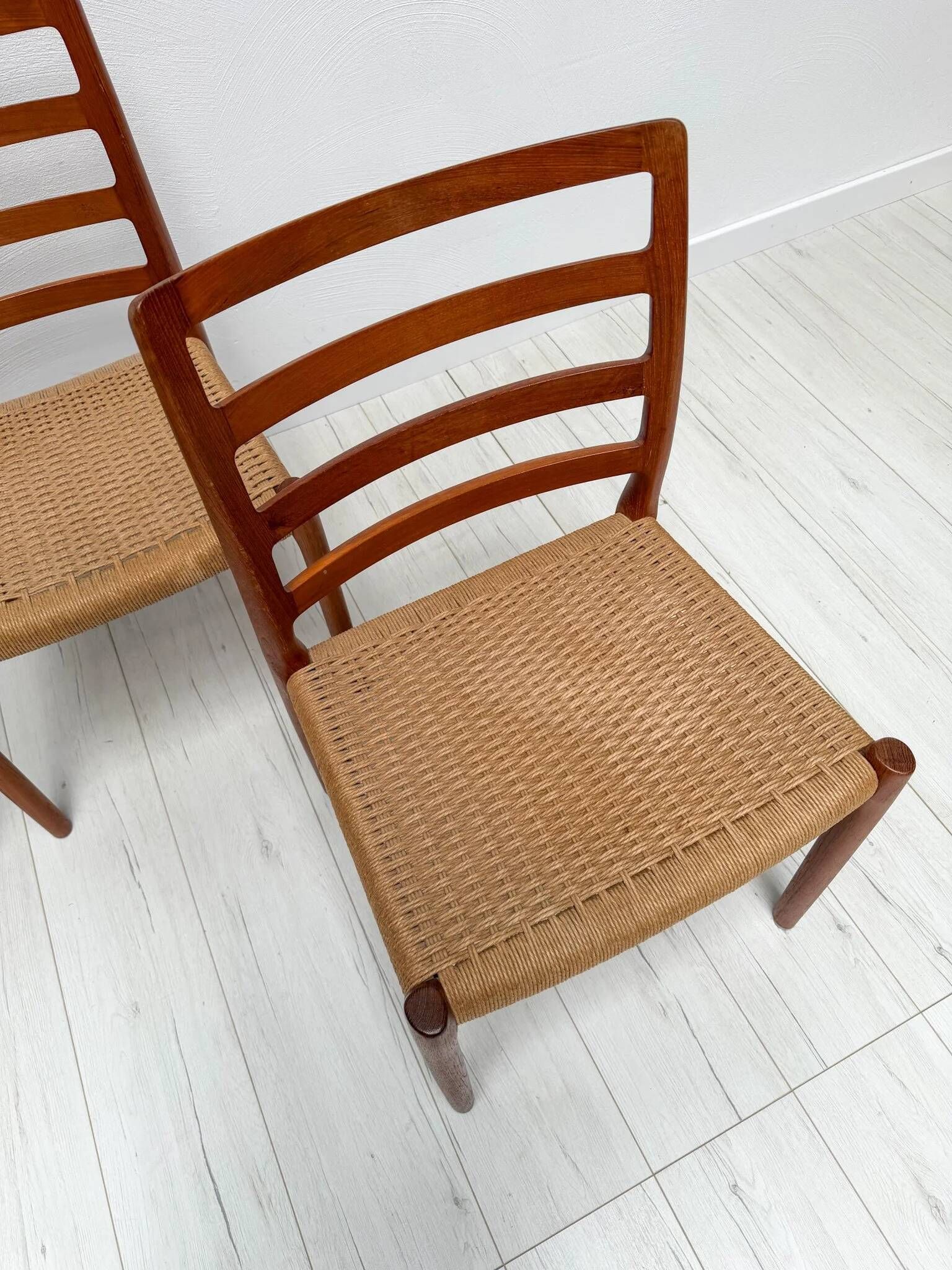 1970s set of 4 vintage Danish teak dining chairs no. 85 by Niels O. Møller