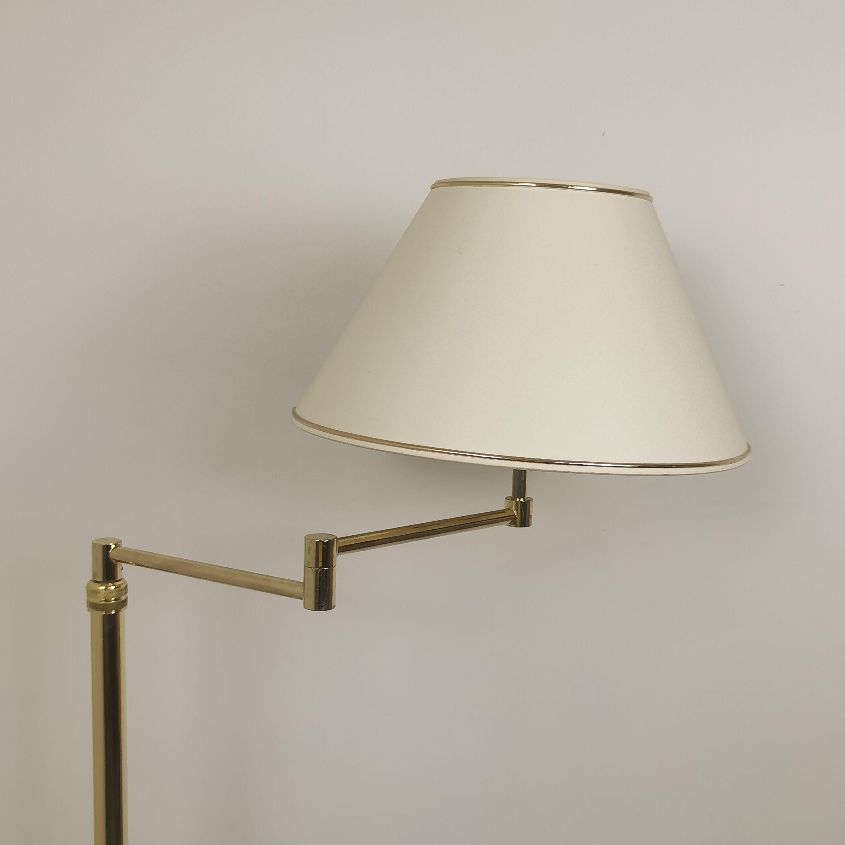 Lampadaire liseuse italien