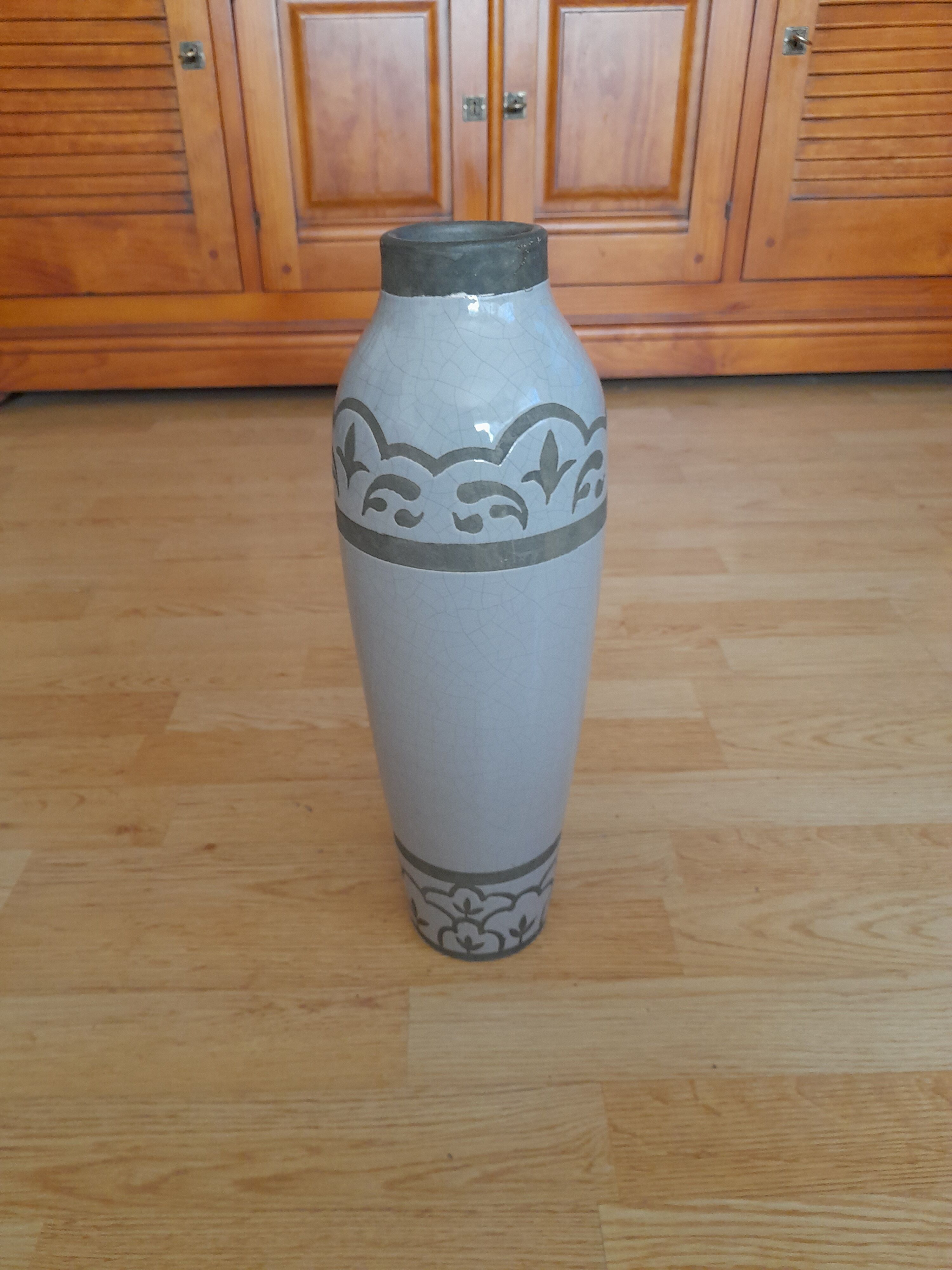 Ceramic vase
