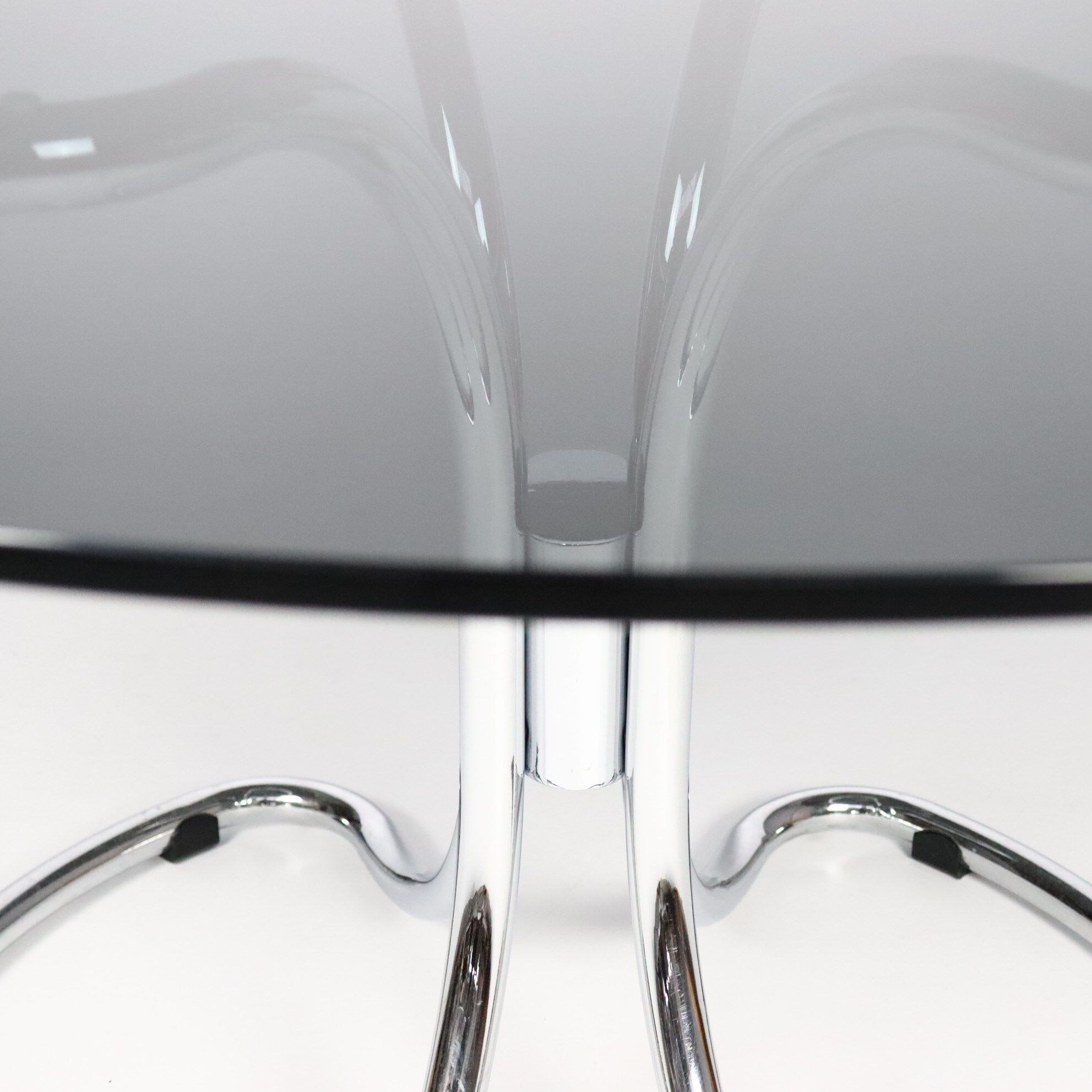 Dining table smoked glass and chrome foot