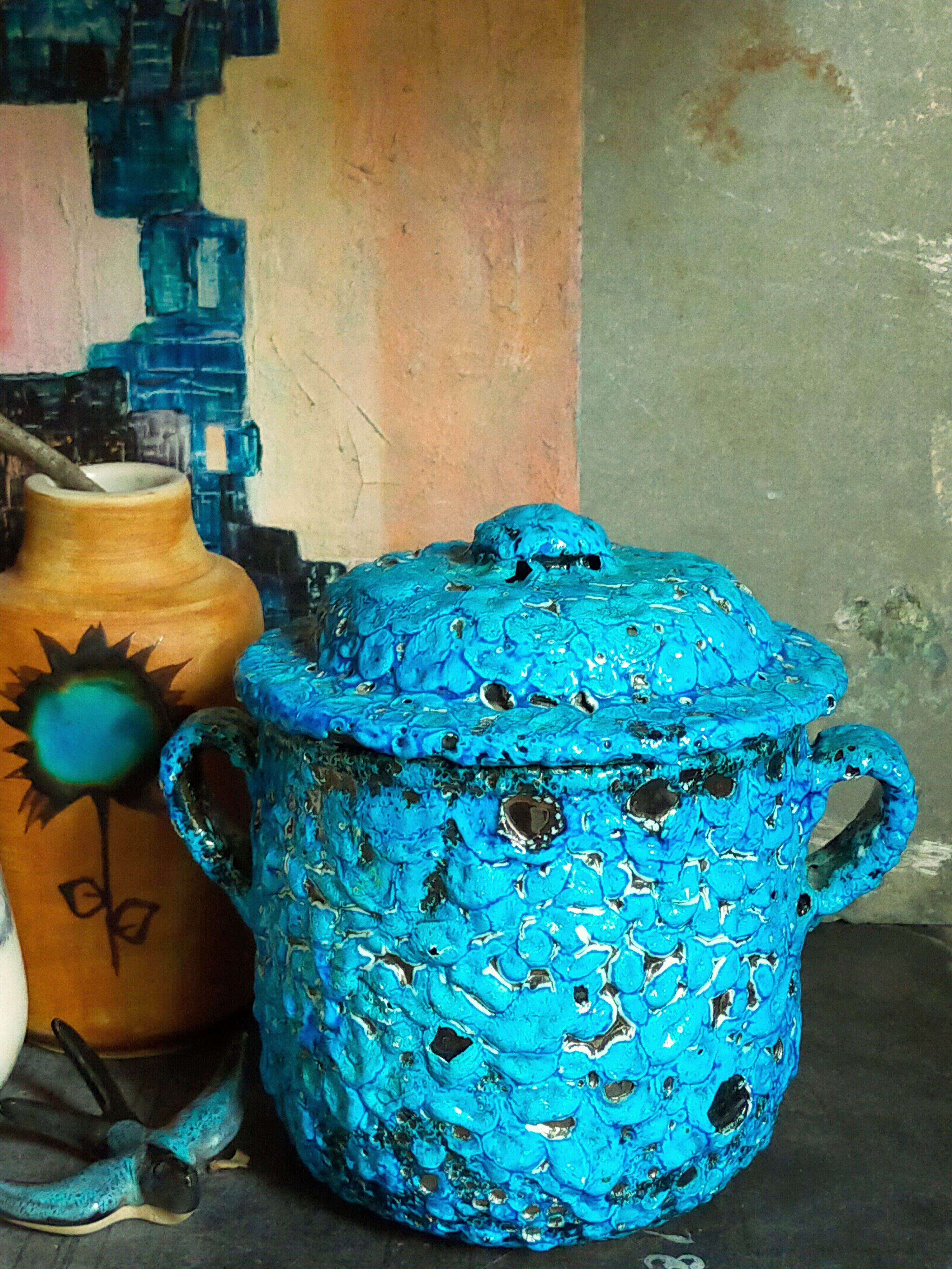 Covered ceramic pot fat-lava foam glaciers, enamels le cyclope, annecy