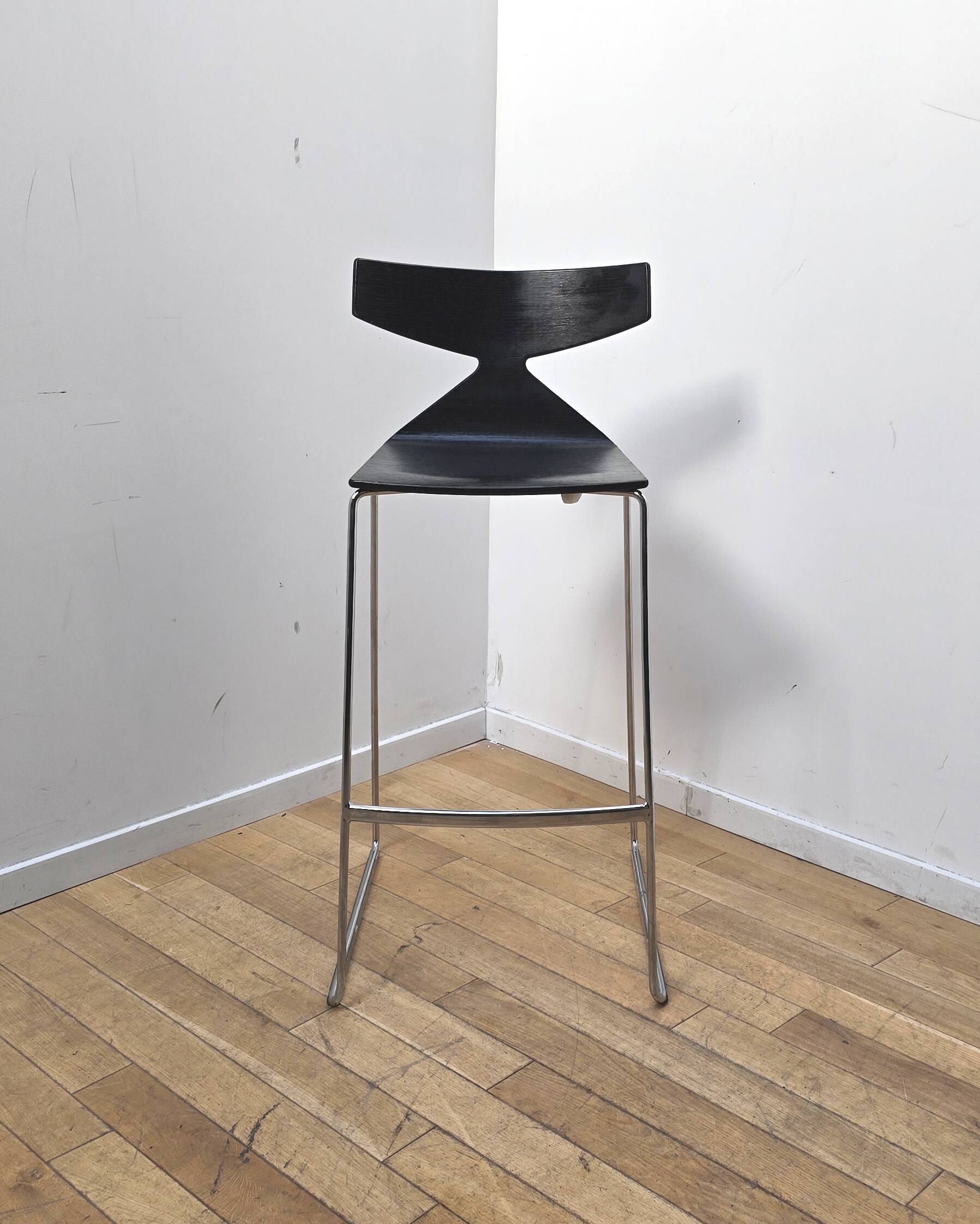 Saya bar chair, Arper