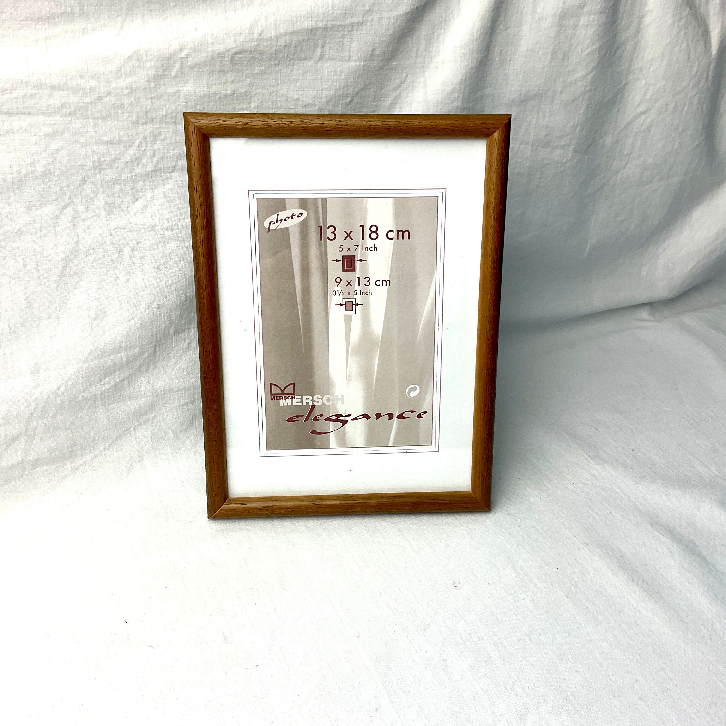 Wooden wall frame Mersch