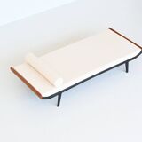 Dick Cordemeyer Lit de repos Cléopâtre en lin blanc Auping Pays-Bas 1954