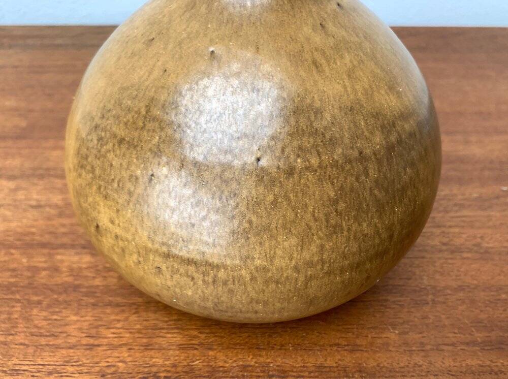Mid-century German studio pottery vase by Janne Reckert-Cordua, Sylt Keramik, 1960s.