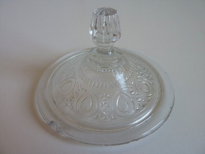 Sugar-glass chiseled glass