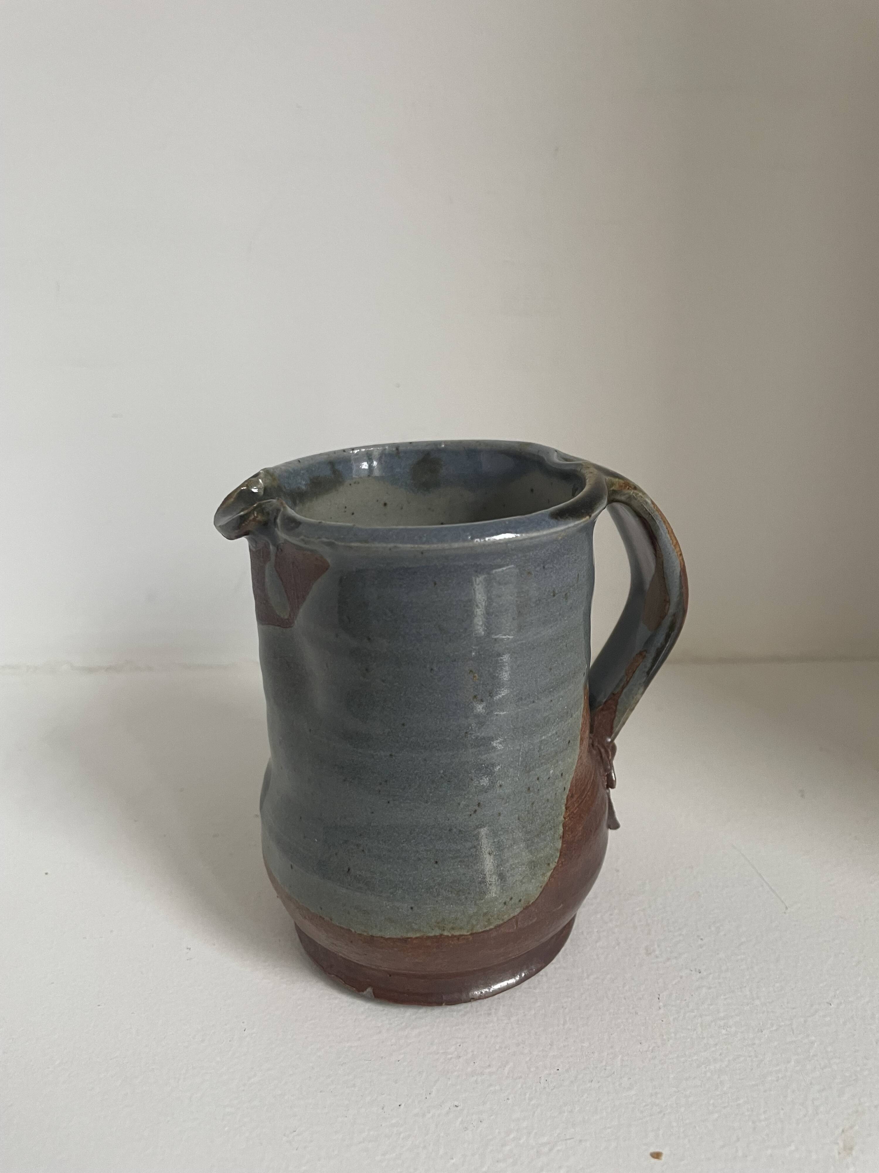 Set of 18 decorative items