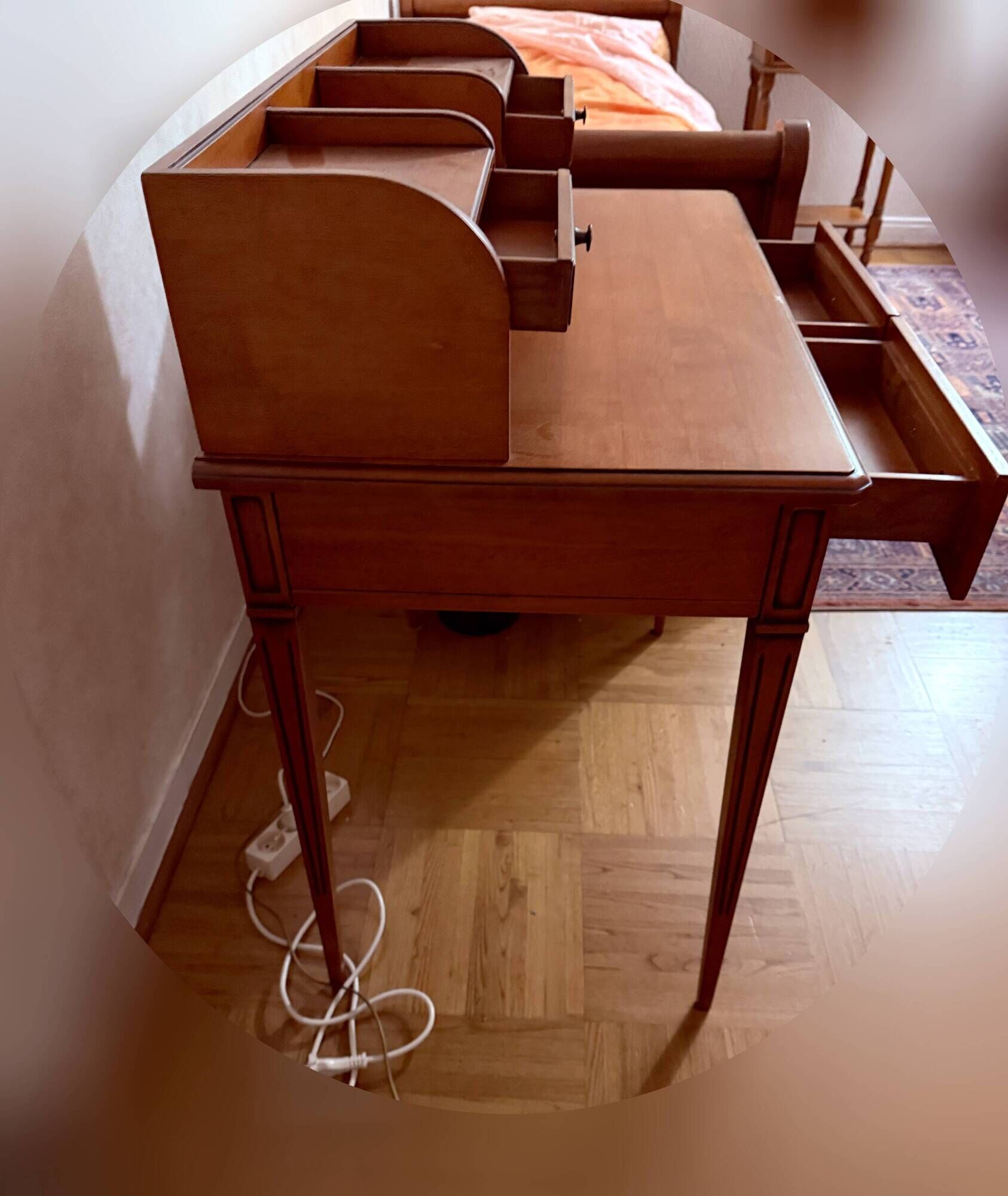 English style writing desk