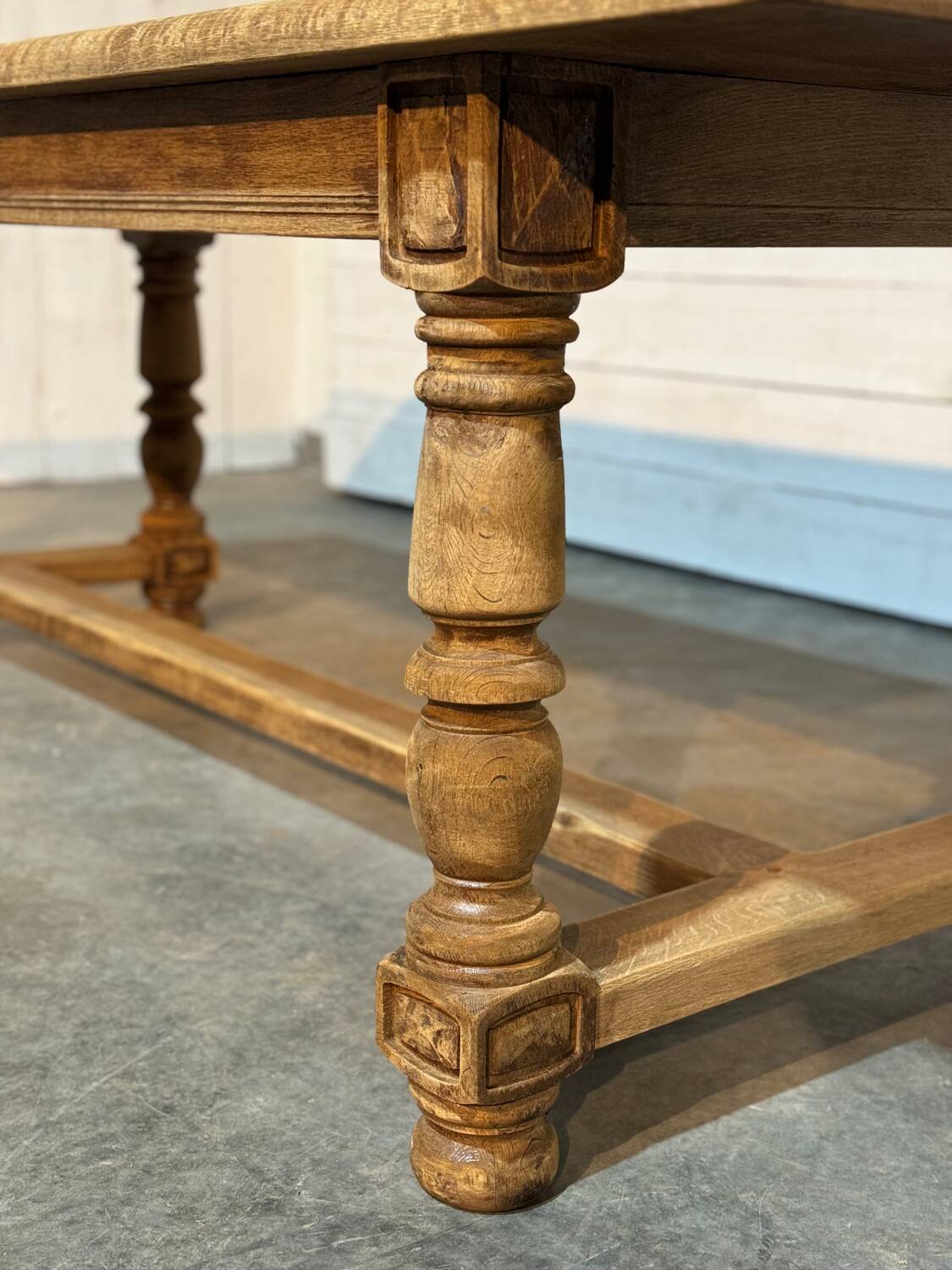 Farmhouse table