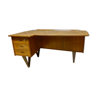 Scandinavian desk of Peter Lovig Nielsen