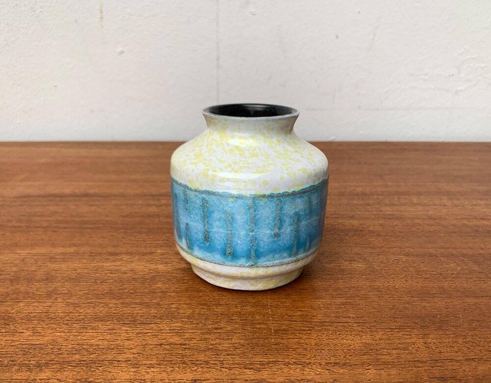 East German pottery vase from the GDR mid-century Strehla Keramik, 1960s.