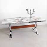 Table basse vintage en marbre et chrome 1970