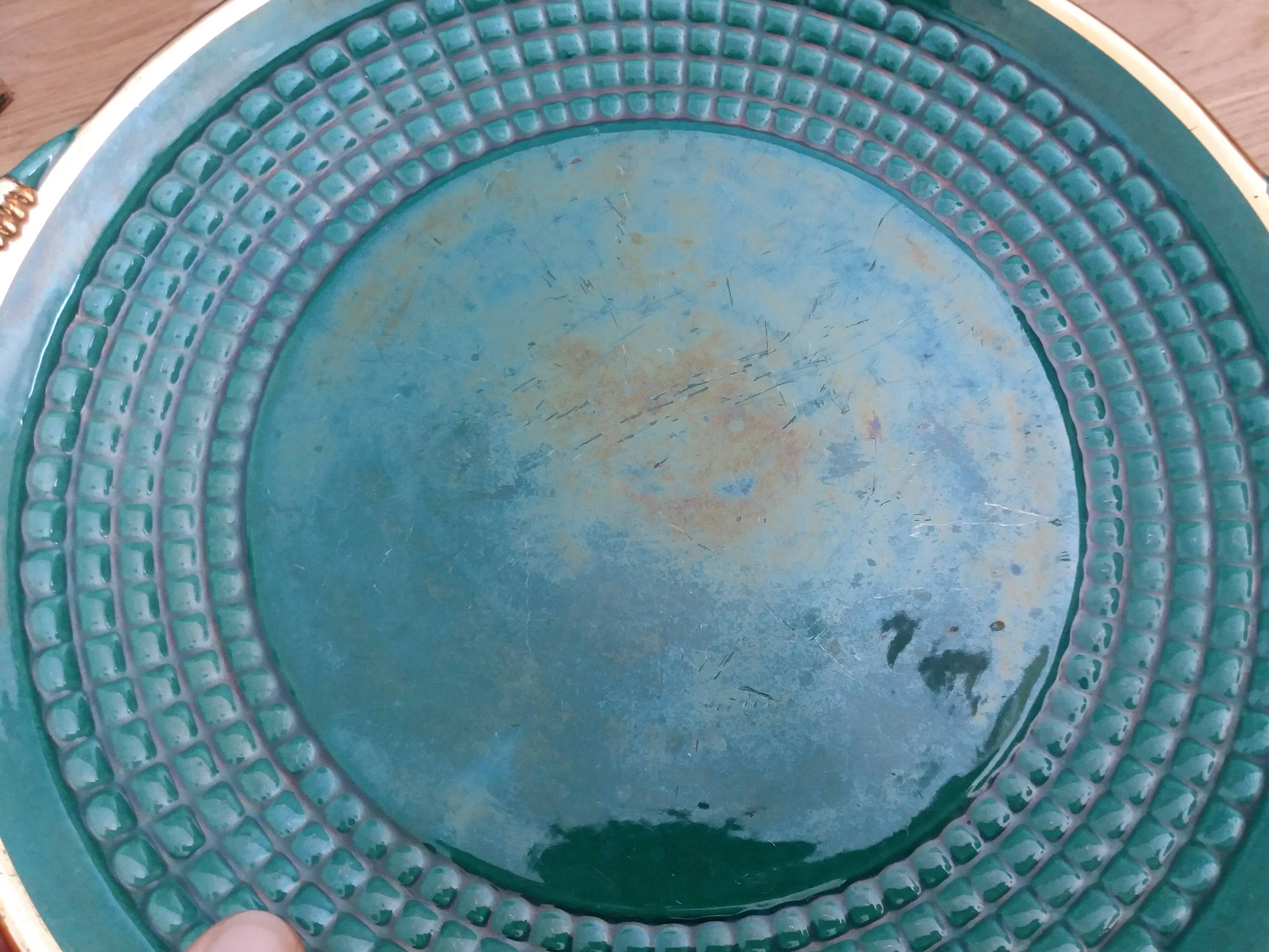 Dessert or cheese set, dish and 4 plates, Saint Clément green and gold