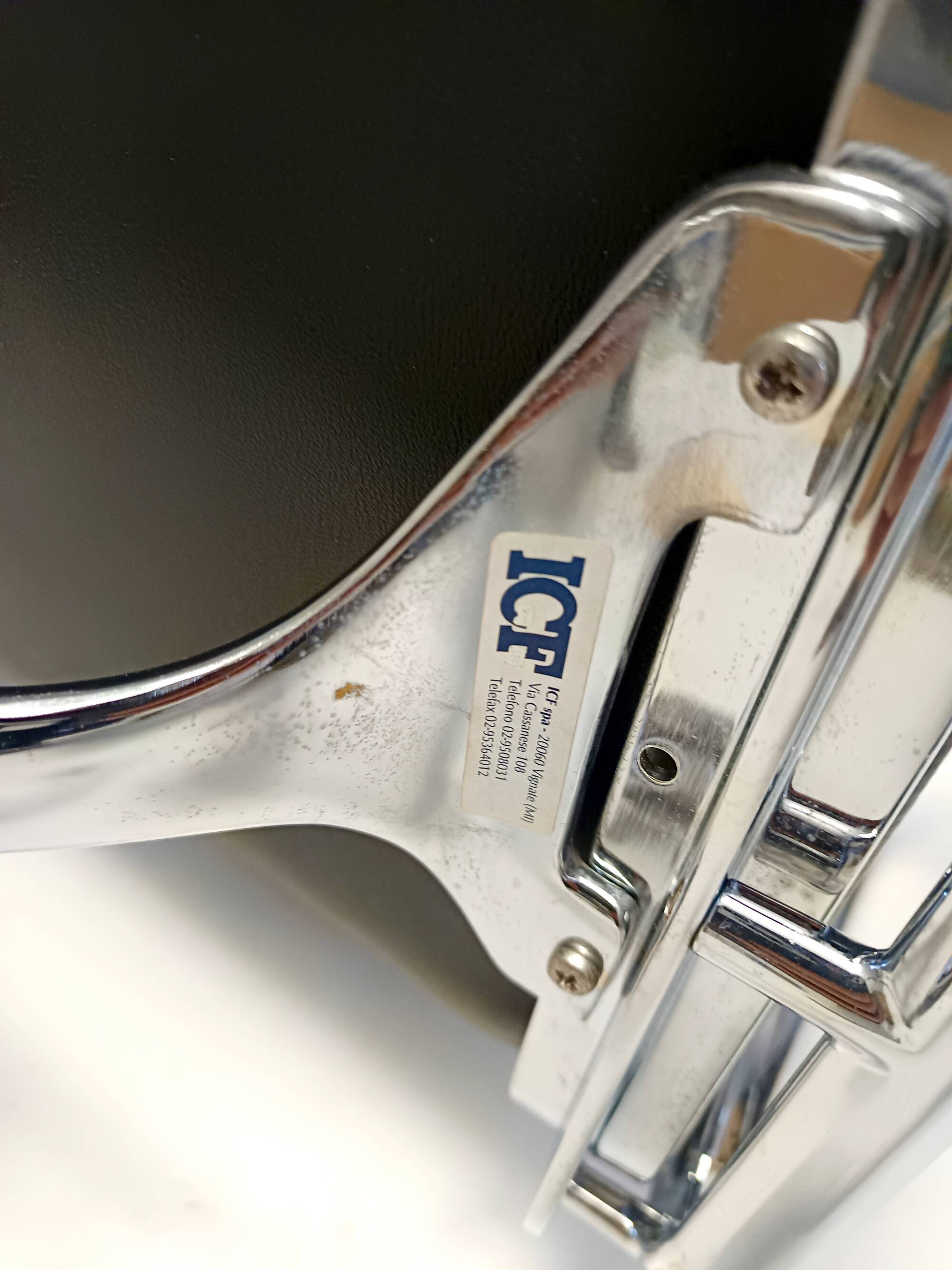 Postmodern Black Leather Soft Pad Chair Charles & Ray Eames for ICF