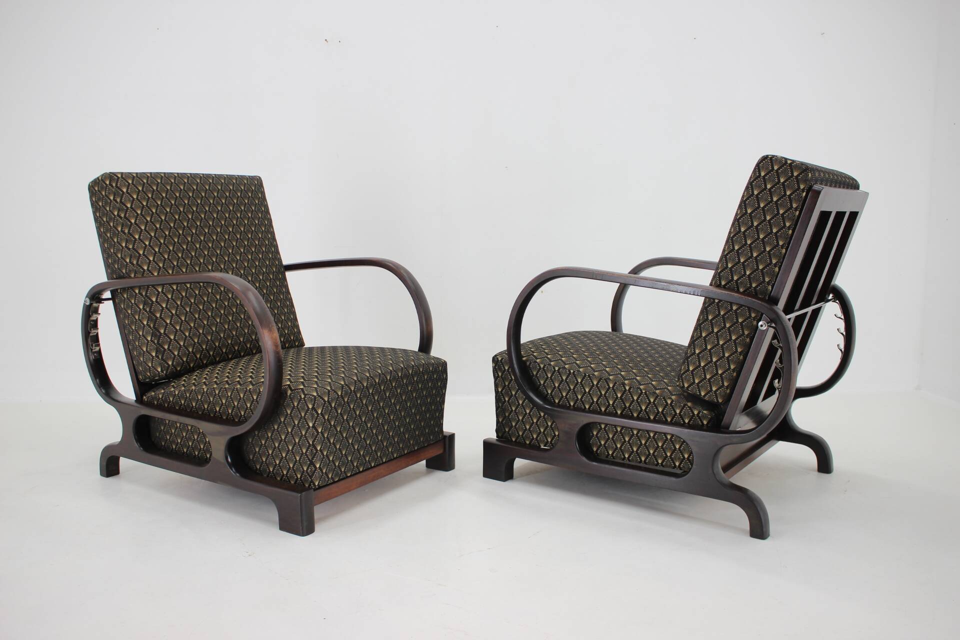 1930s Pair of Restored Art Deco Adjustable Armchairs, Czechoslovakia