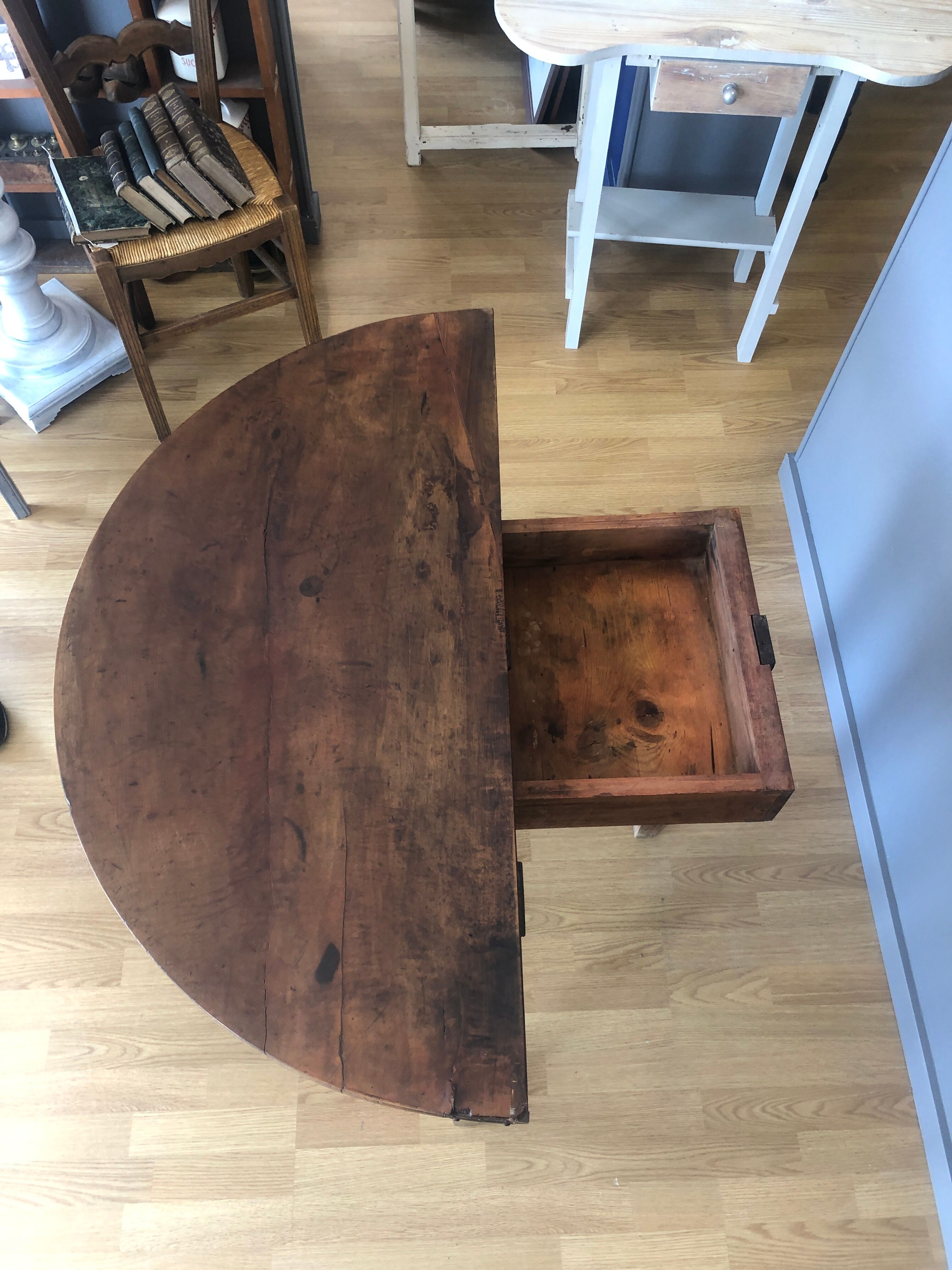 Half moon table