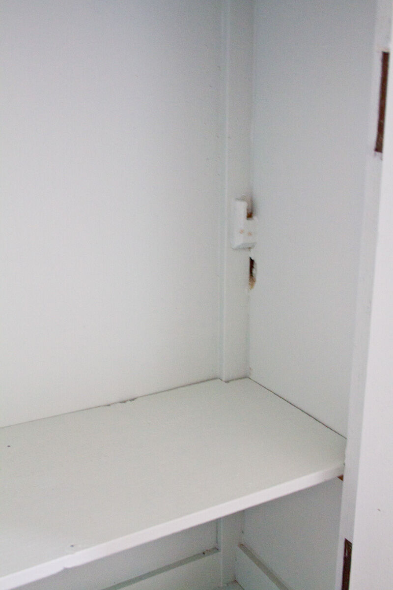 Toilet cabinet