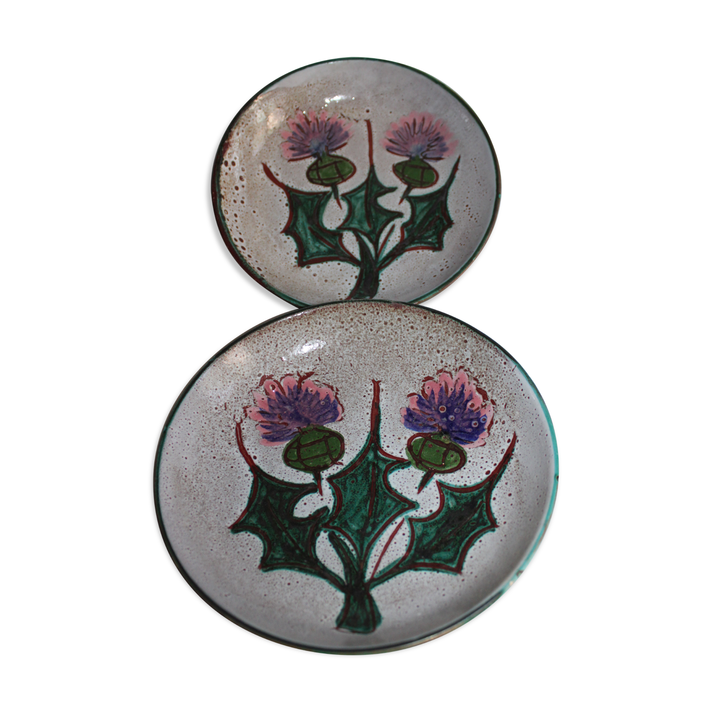 2 Hollow plates pattern with  thistles
