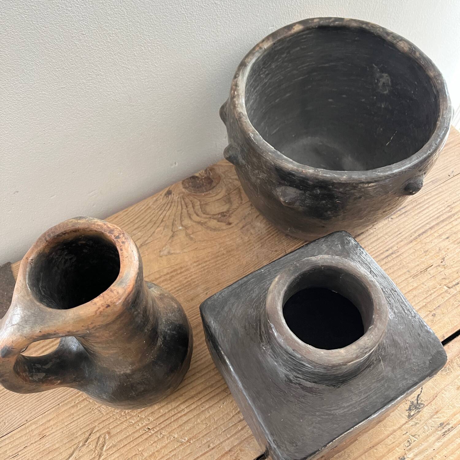 Sejnane terracotta jug