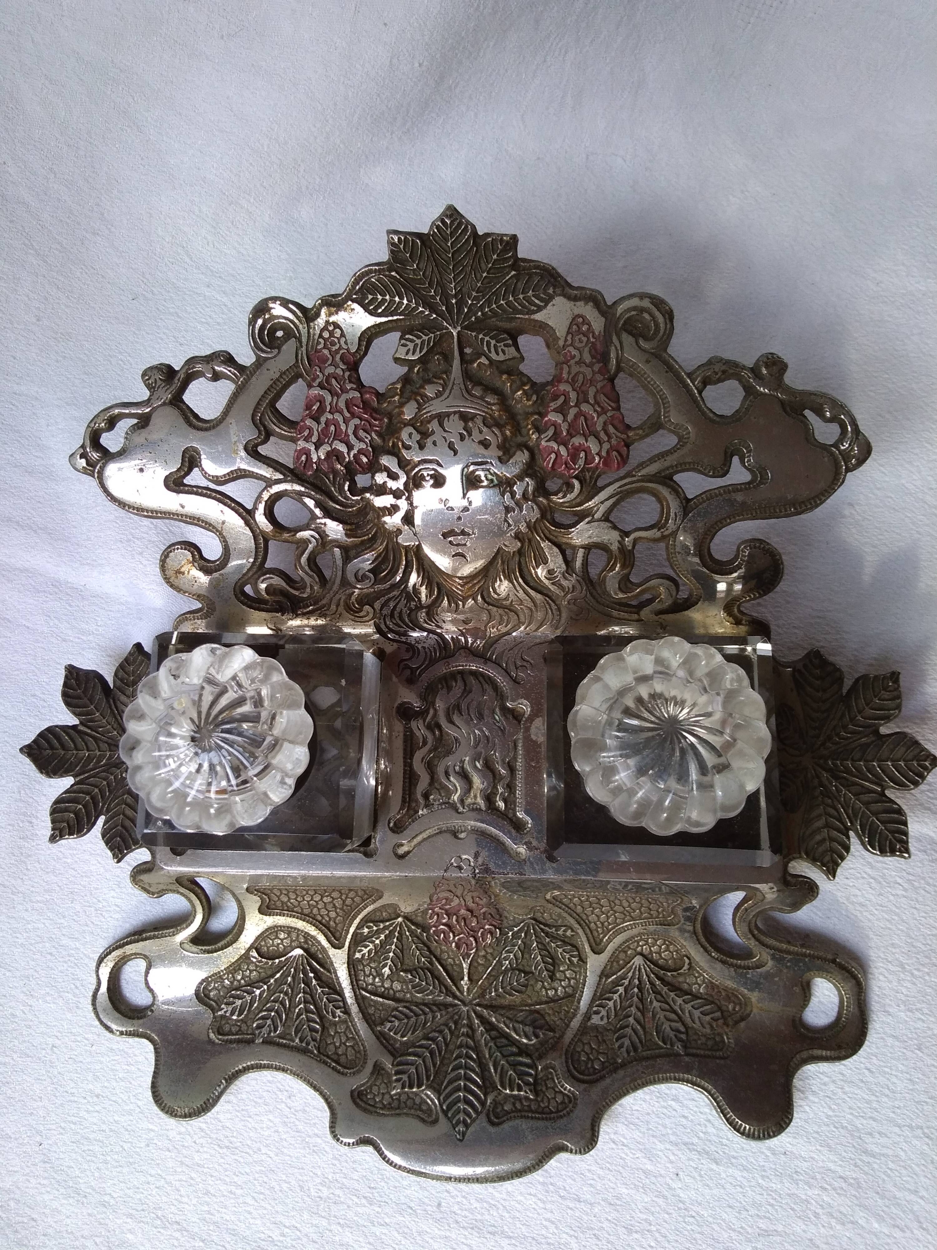 Ink art nouveau