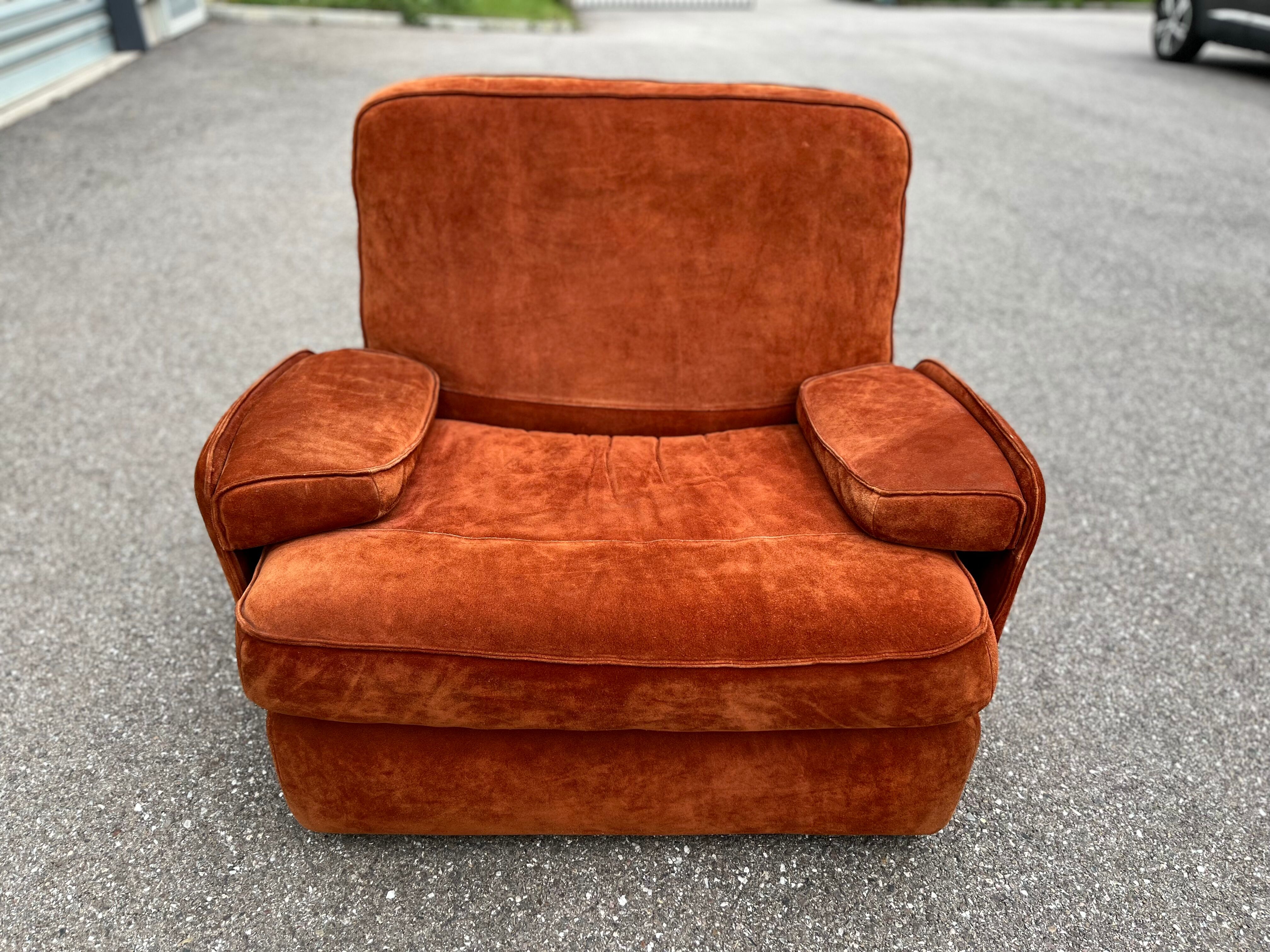 Paire de fauteuils en daim orange cinna