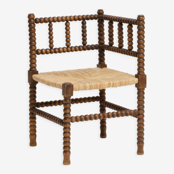 Corner chair, fireside in turned wood and straw, French work