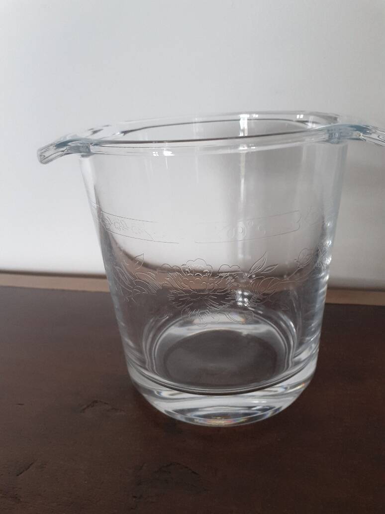 Chiseled Crystal Ice Bucket