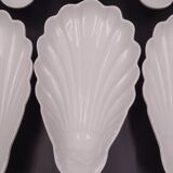 Set of 7 cups in white porcelain and in the shape of a shell - Pillivuyt around 1940