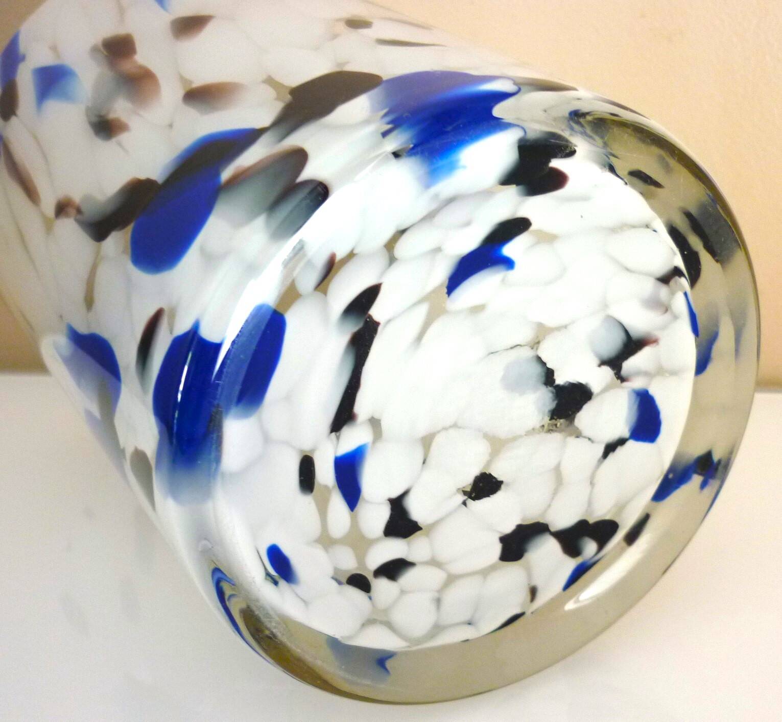 Large blown glass vase, speckled, thick, 70s/80s Murano design