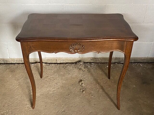 Oak desk and oak veneer with a large Louis XV style drawer