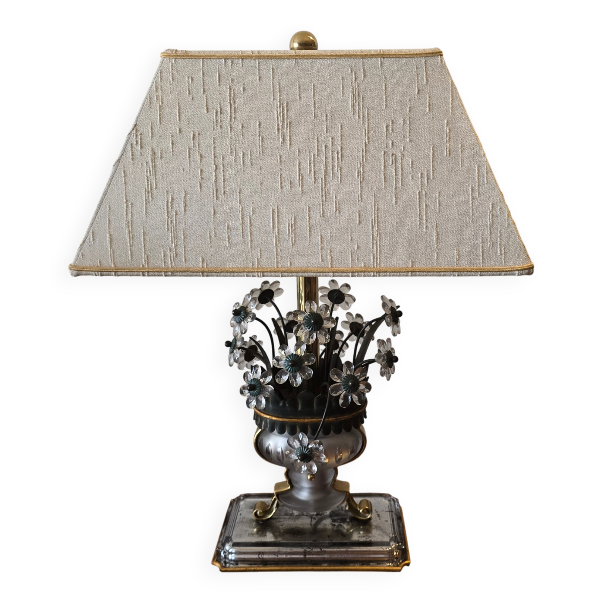Table lamp