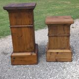2 pine wood bases