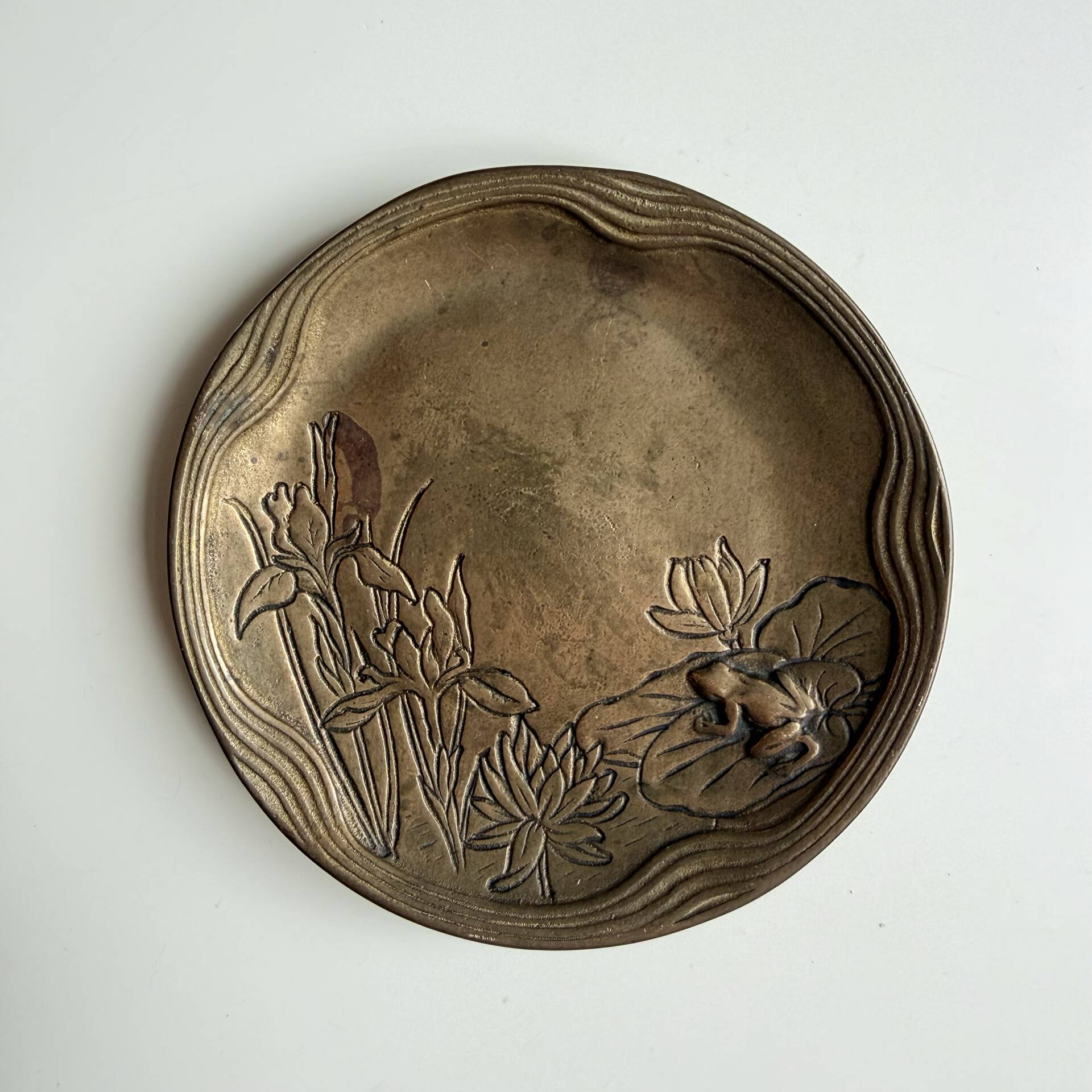Vintage Austrian brass plate, frog on lily pad, Art Nouveau, Jugendstil ring.