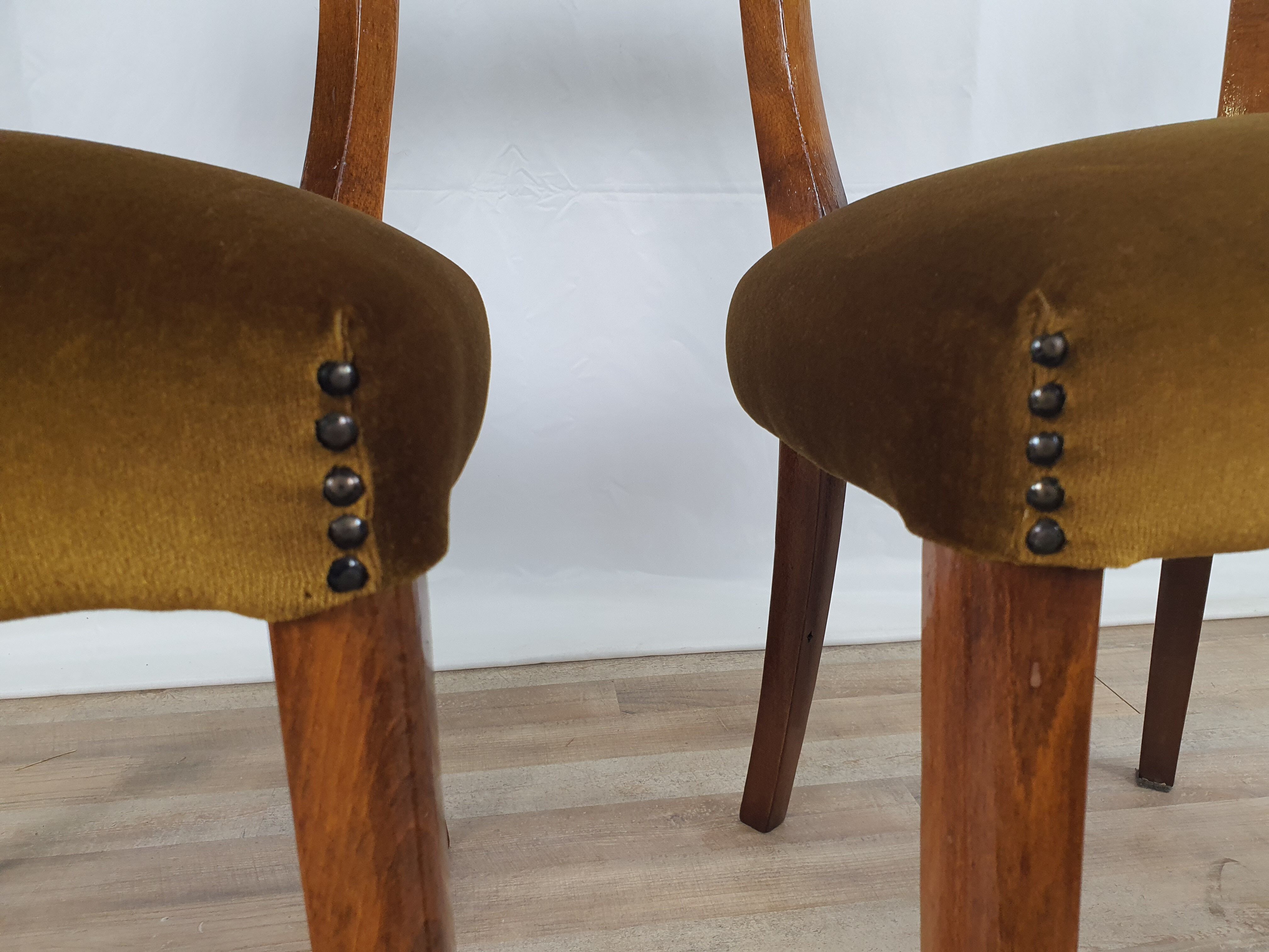 Set of two padded chamber armchairs