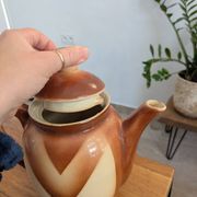 Théière vintage art déco