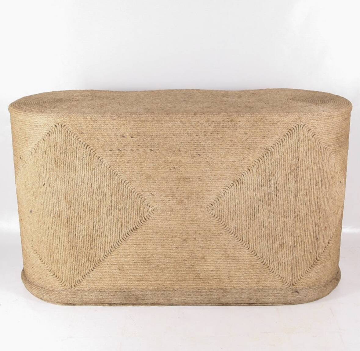 Rope chest of drawers