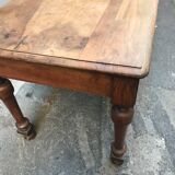 Farm table