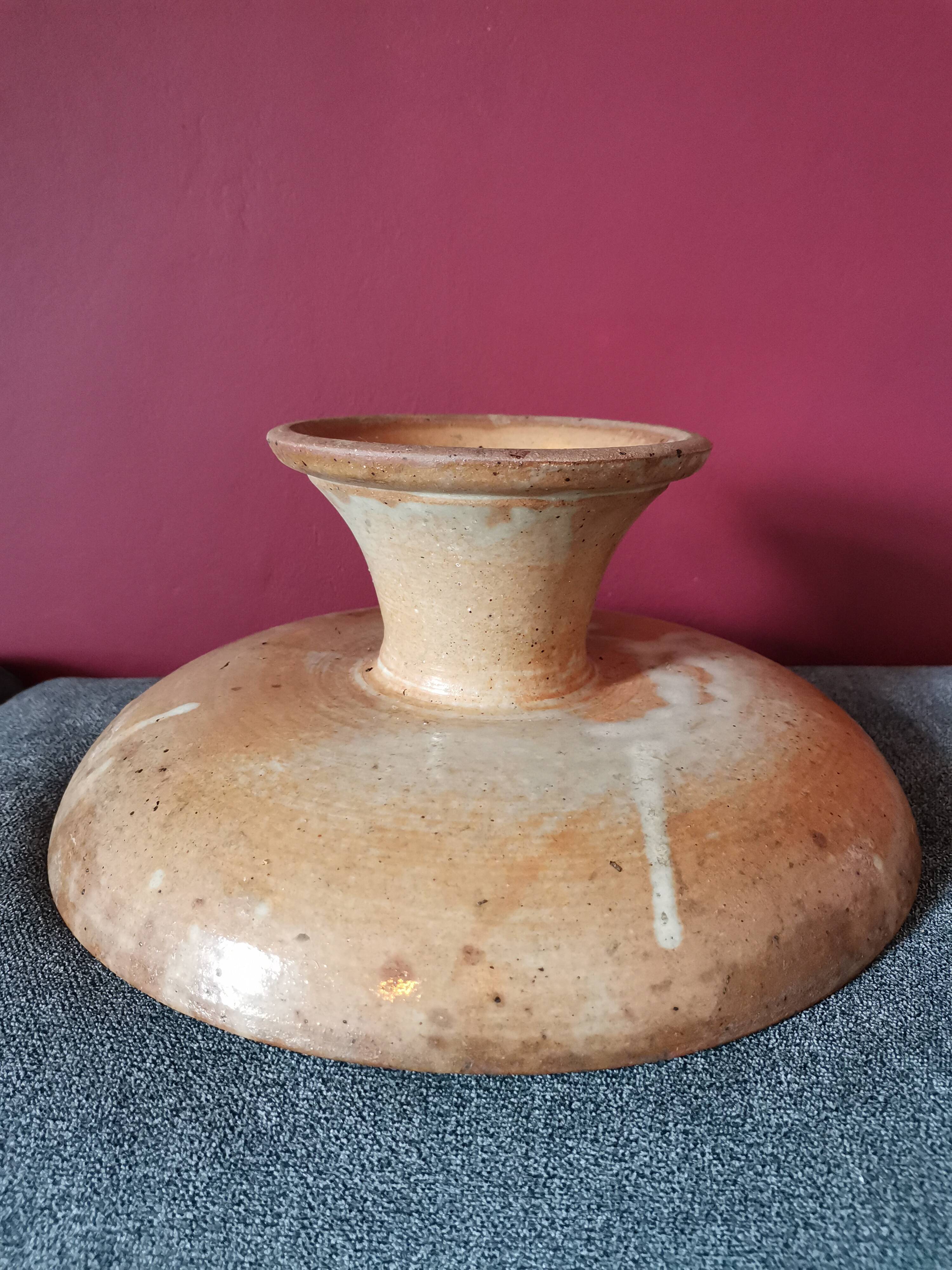 Standing cup sandstone