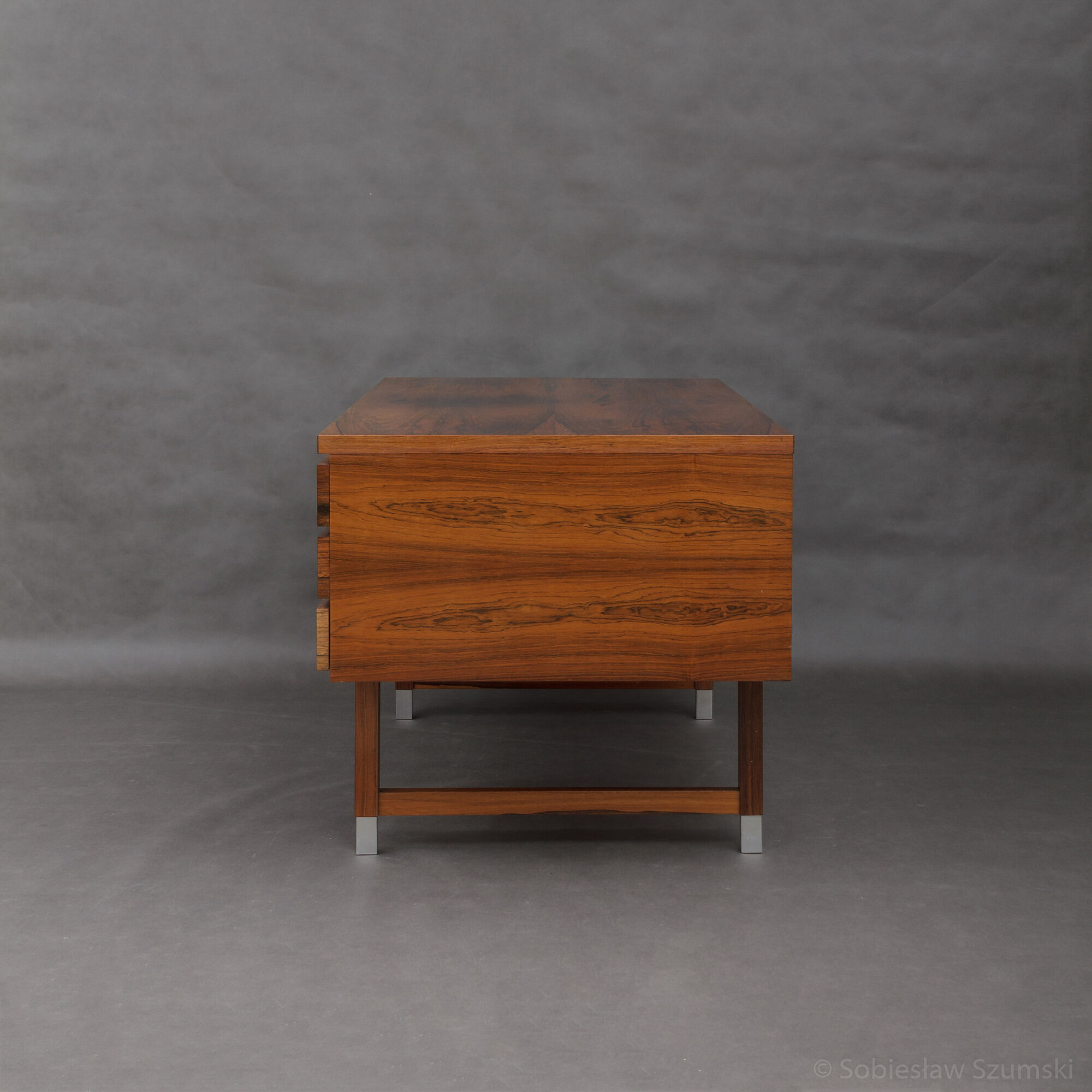 Kai Kristiansen rosewood EP401 desk