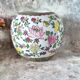 Vase en porcelaine de style chinois impeccable et multicolore