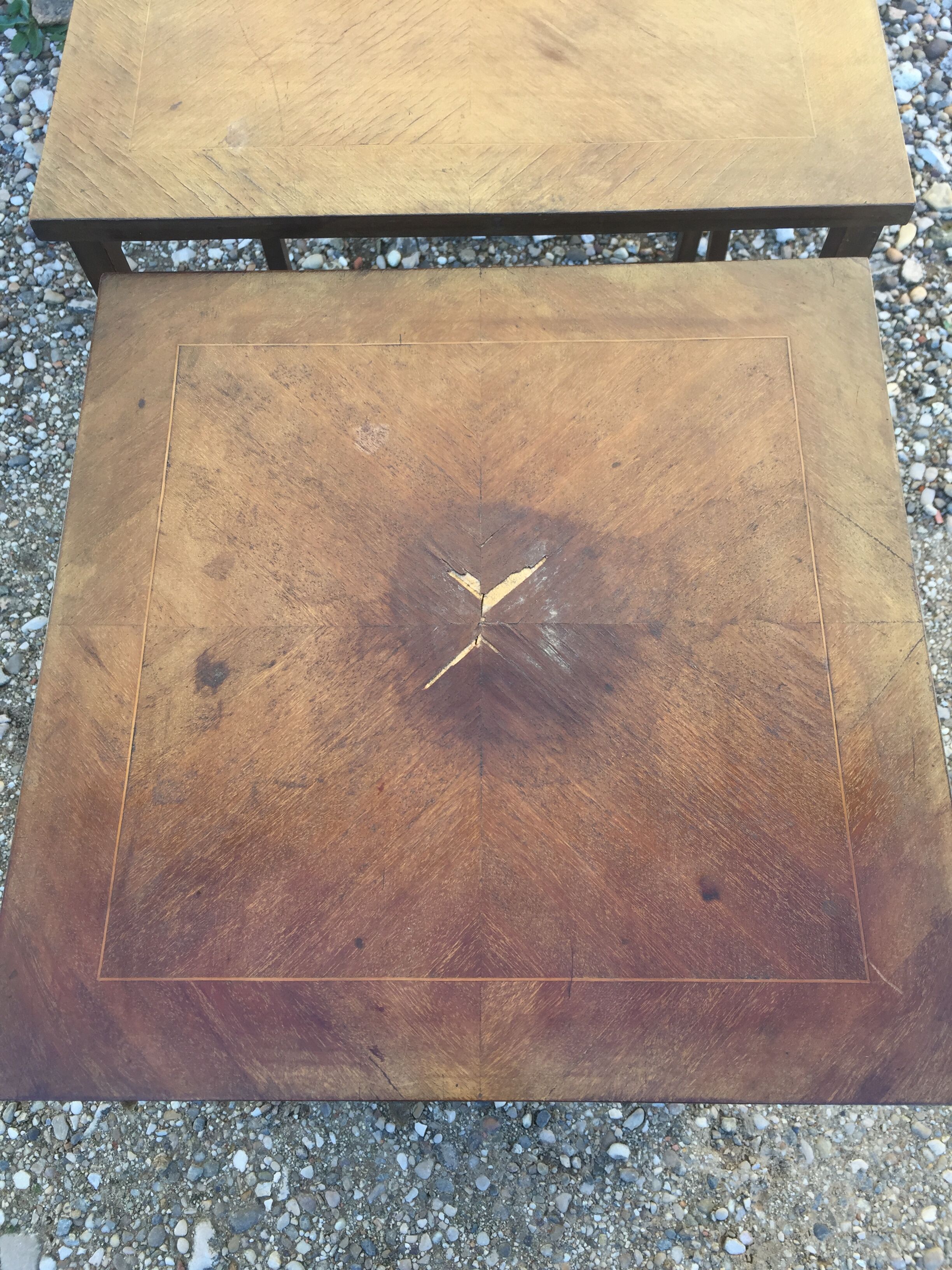 Pull-out tables old marquetry